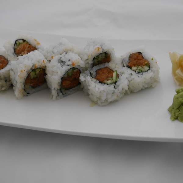 Order 5. Spicy Tuna Roll food online from Kippu Japanese Cuisine store, San Francisco on bringmethat.com