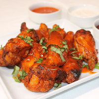 Order Hot Spicy Wings food online from Piccola Italia Pizza store, Miami on bringmethat.com
