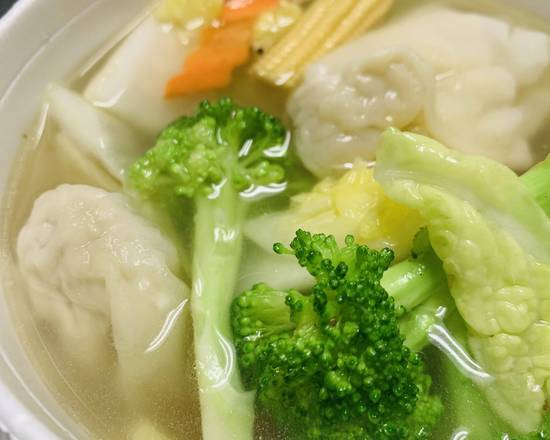 Order 云吞汤面Wonton Noodle Soup food online from Chopsticks store, Kent on bringmethat.com