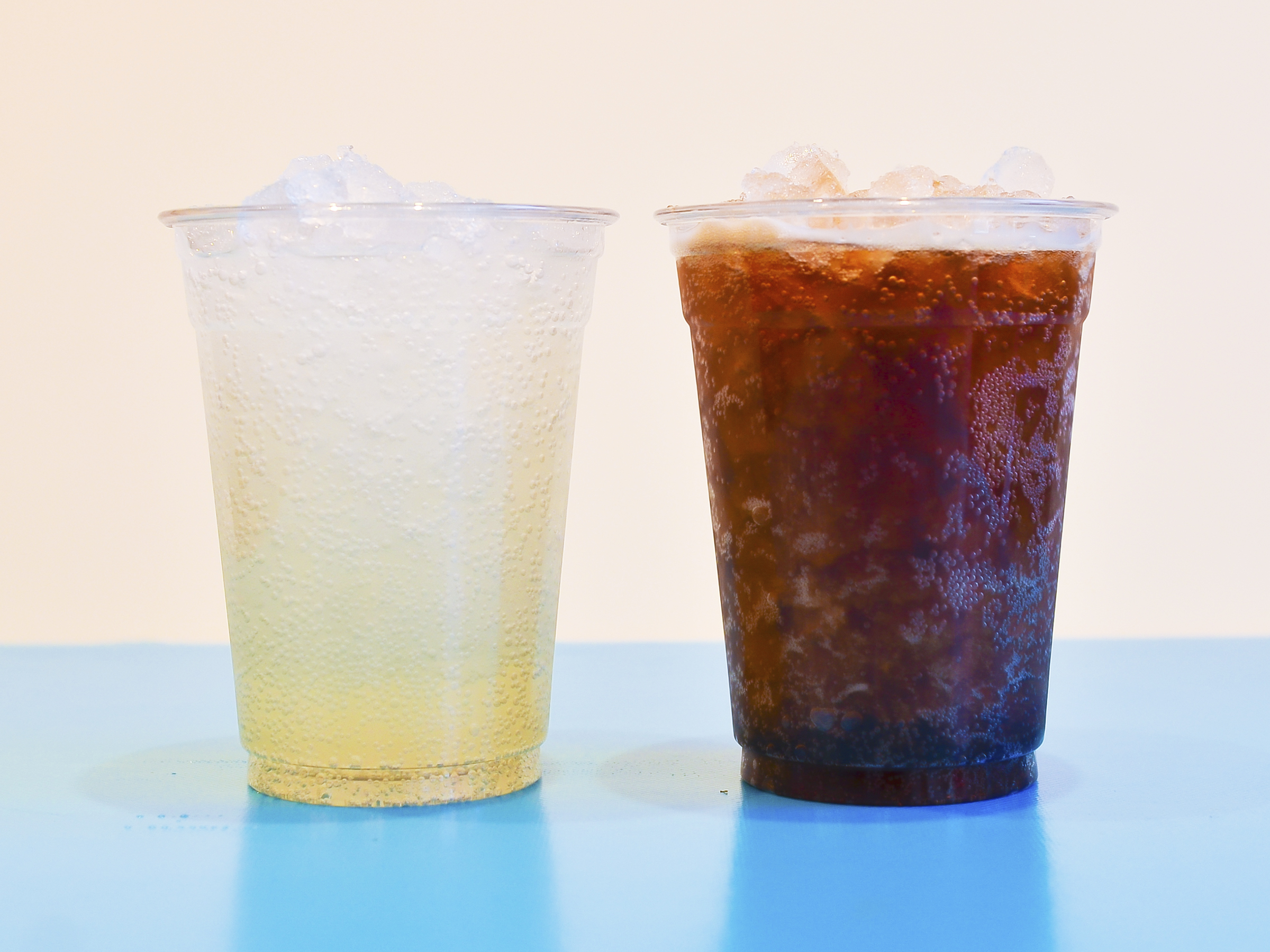 Order FOUNTAIN COLAS + ICED TEA food online from Big Buns store, Reston on bringmethat.com
