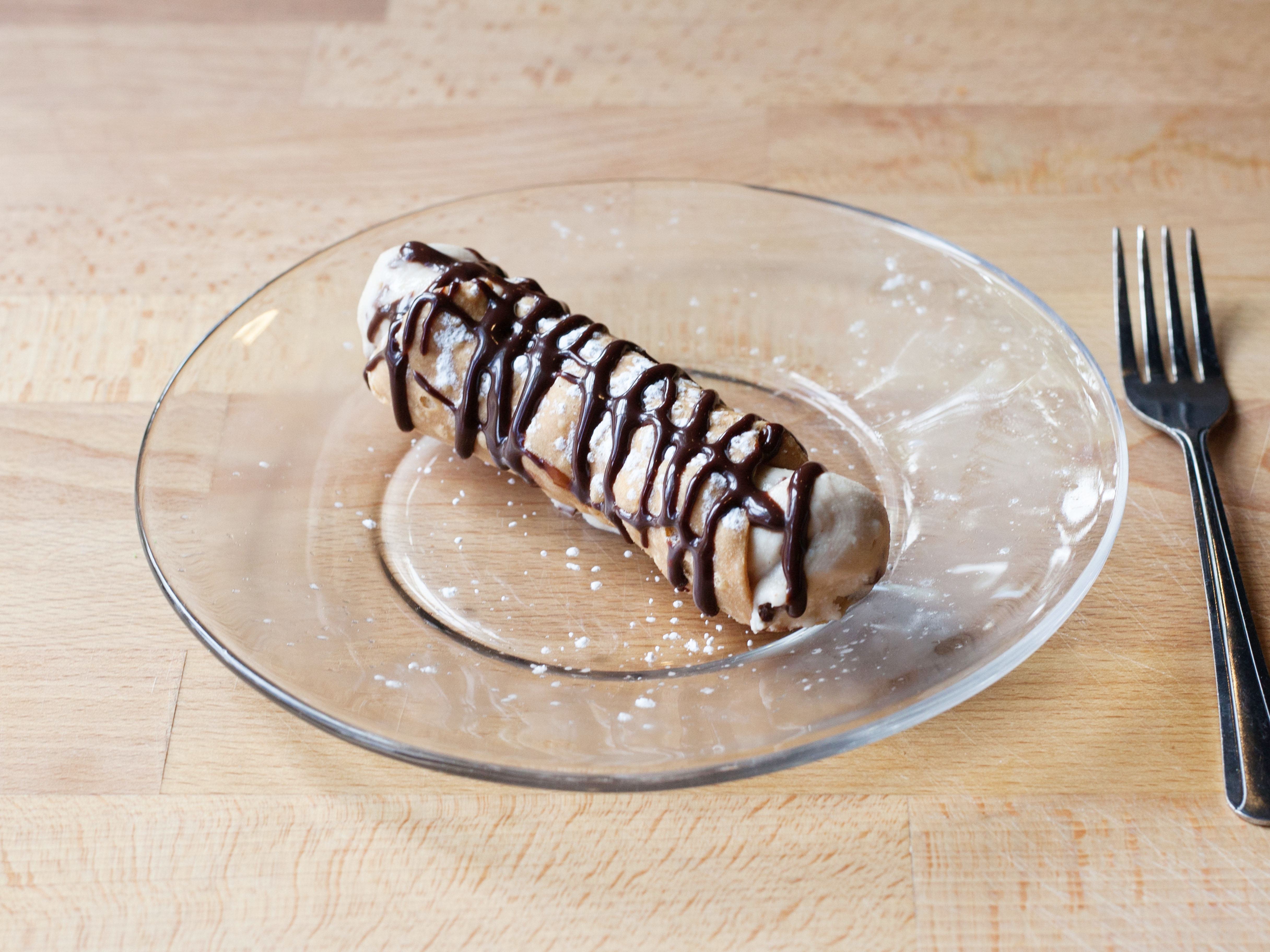 Order Cannoli food online from Upper Crust Pizza store, Oceanside on bringmethat.com