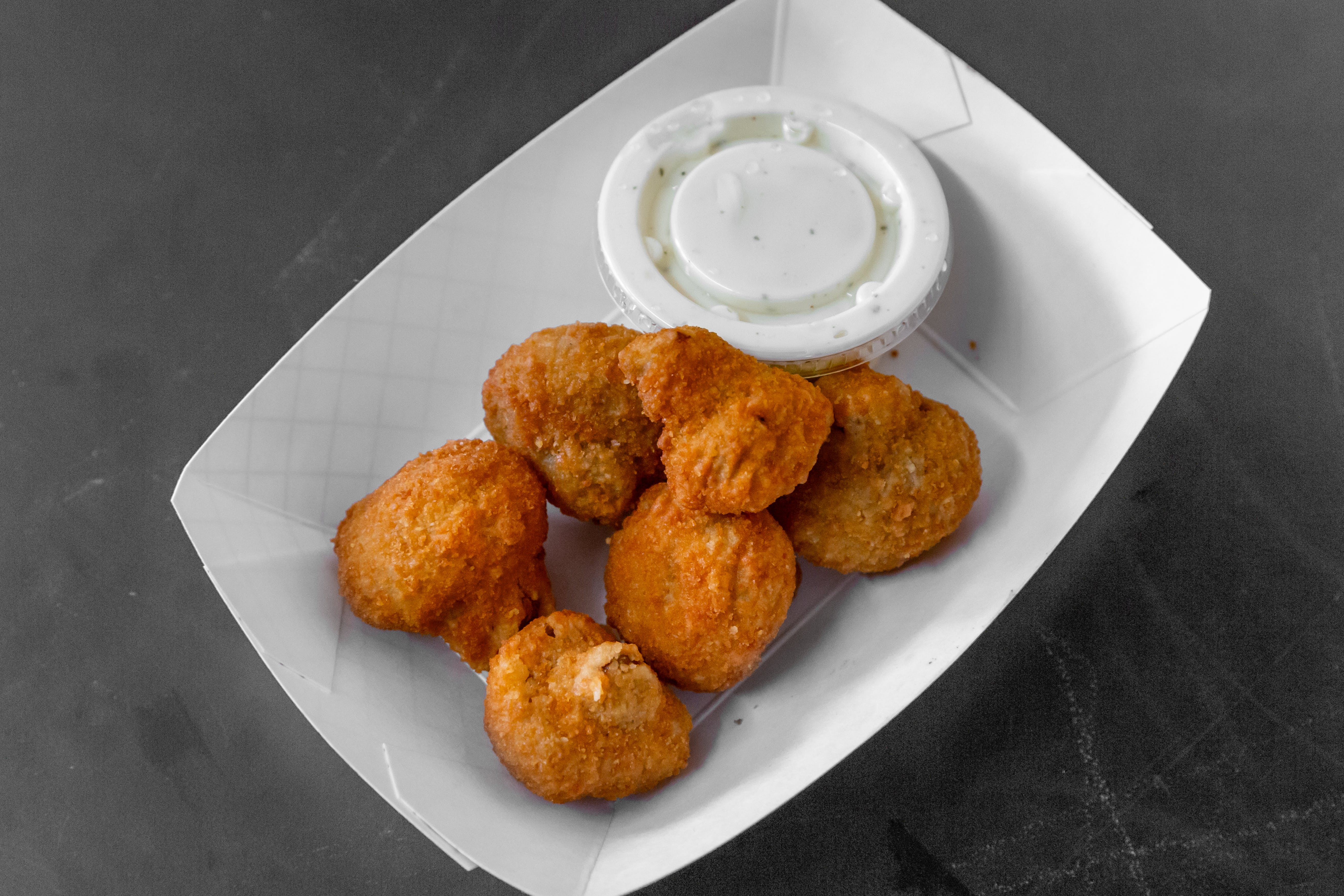 Order Deep Fried Mushrooms - 5 Pieces food online from New York Pizzeria & Catering store, Dobson on bringmethat.com
