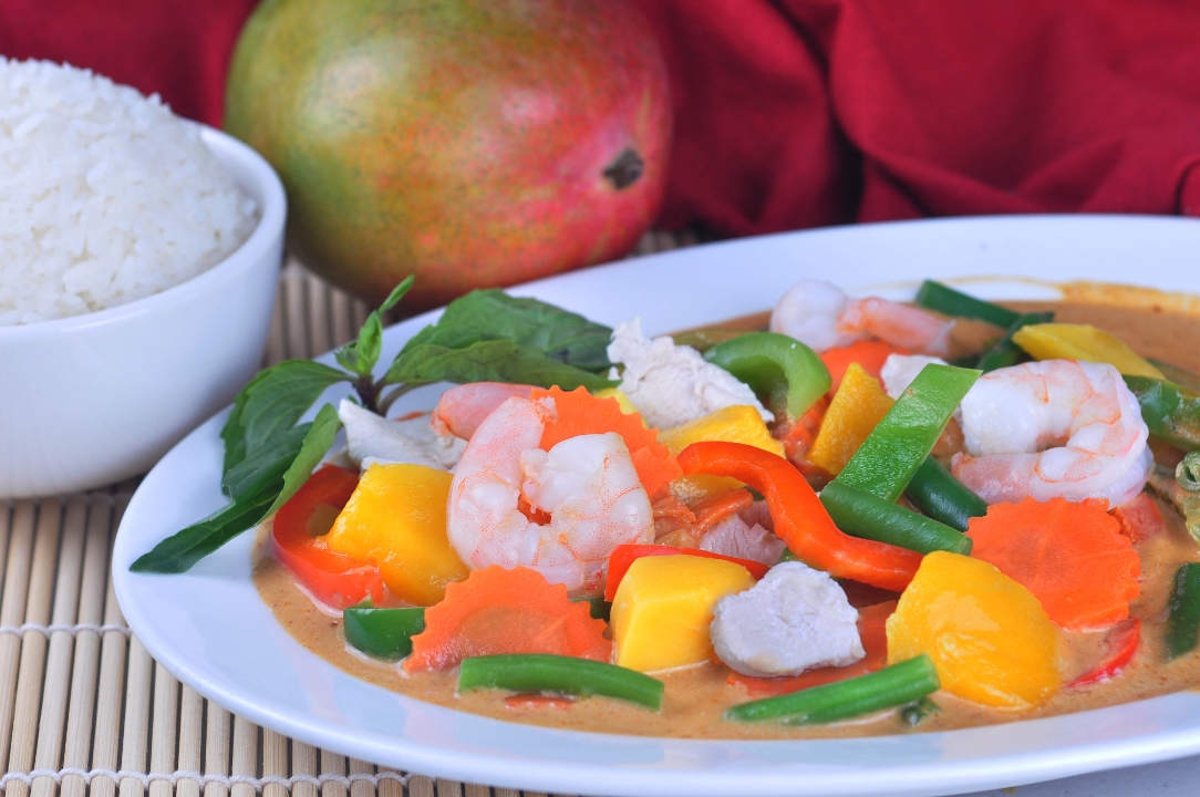 Order Mango Curry food online from Pacific Thai store, Santa Cruz on bringmethat.com