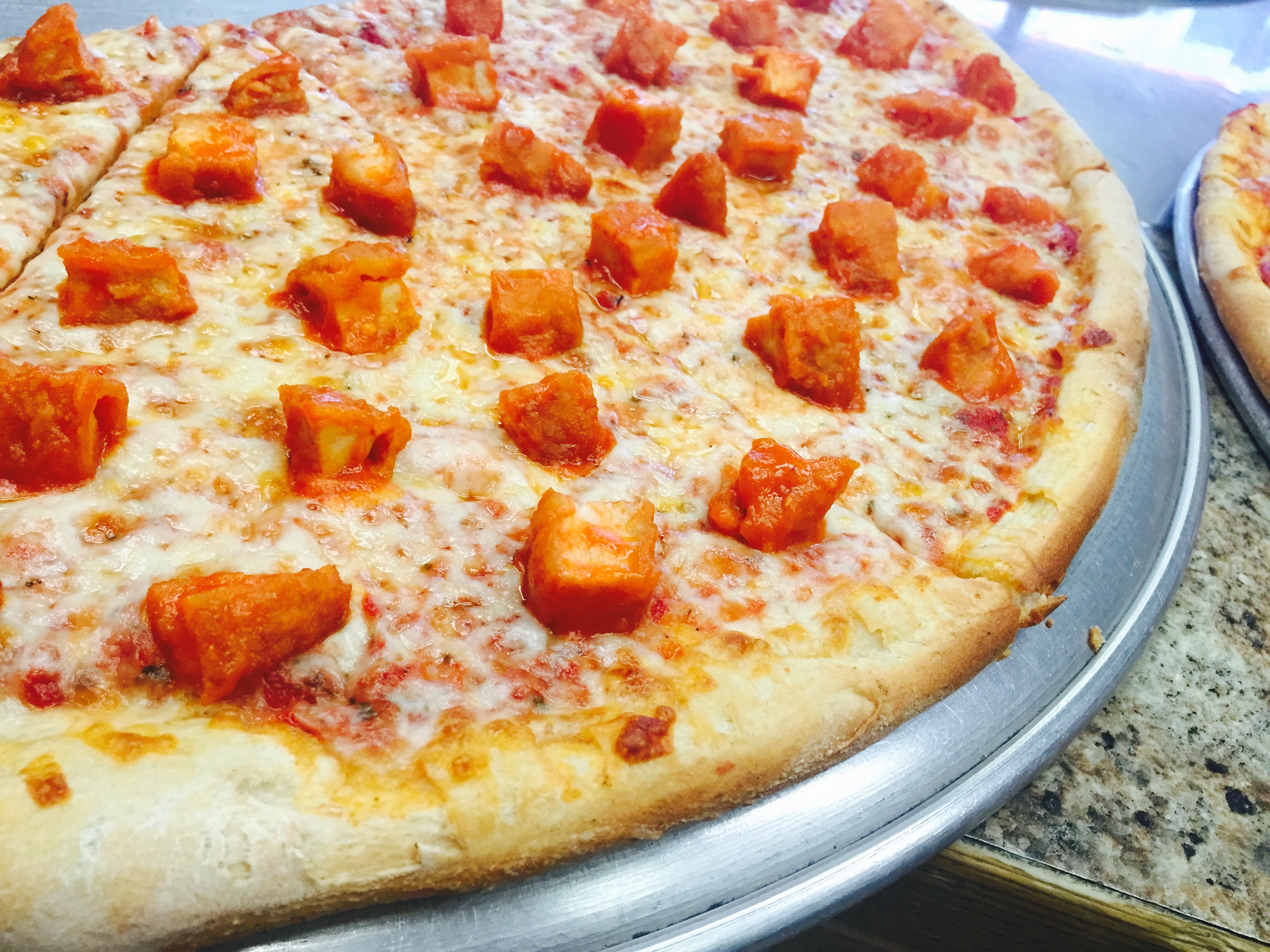 Order Buffalo Chicken Pizza food online from Gusto Pizza store, Delmar on bringmethat.com