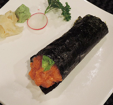 Order H4. Spicy Tuna Hand Roll food online from Icho Izakaya Fusion Cuisine store, Temple City on bringmethat.com