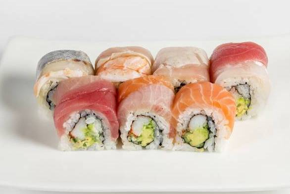 Order Niji Sushi Maki Roll food online from Bar Verde store, Los Angeles on bringmethat.com