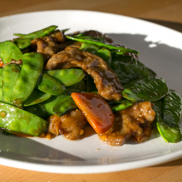 Order Pea Pod Beef food online from Serai store, Chicago on bringmethat.com