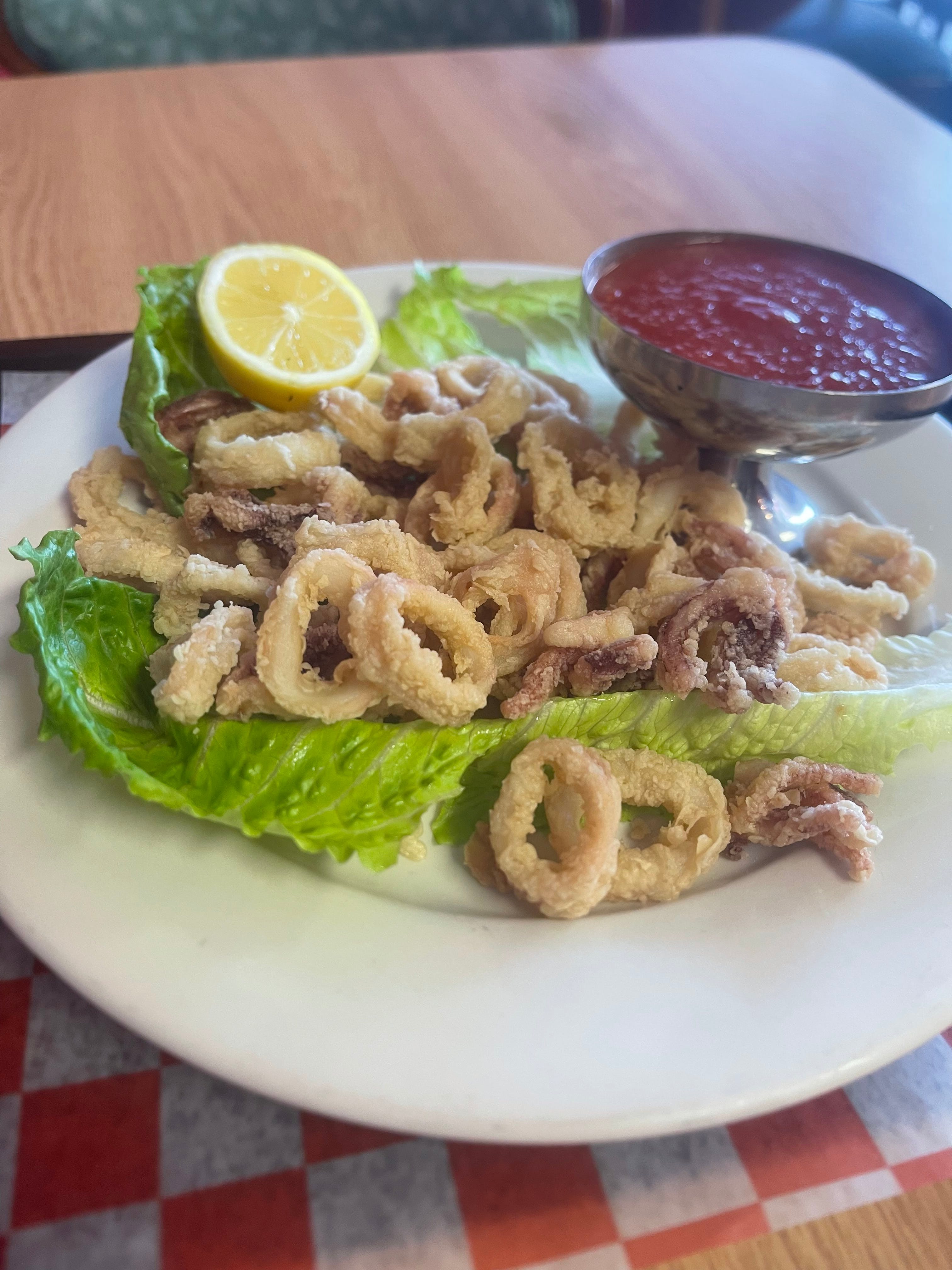 Order Fried Calamari - Appetizer food online from Little Charlie Pizza store, Williamsburg on bringmethat.com