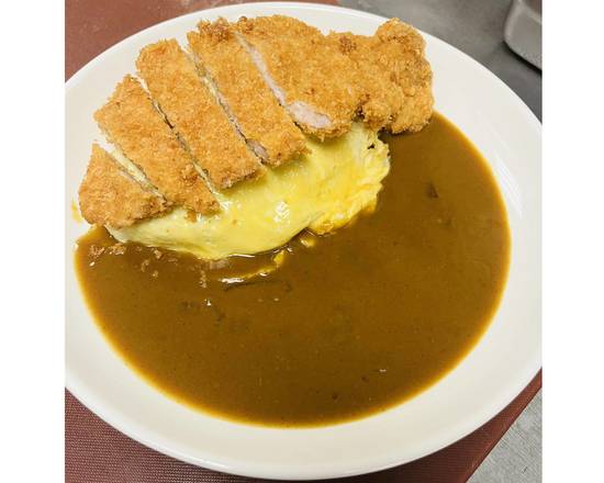 Order Deluxe Omelette Curry Katsu food online from Hana Ichimonme store, Los Angeles on bringmethat.com