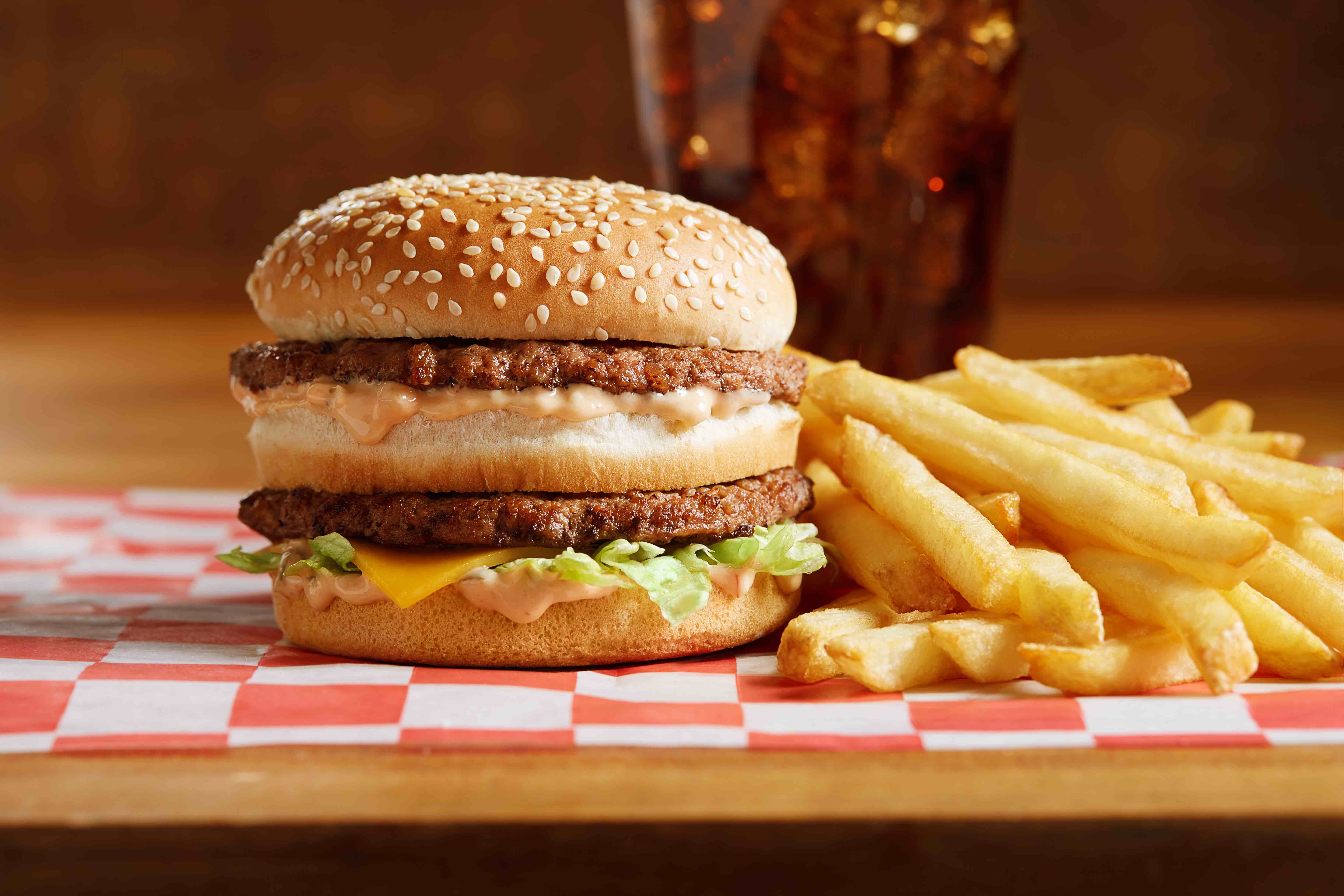 Order Big Boy Burger food online from Big Boy Restaurants store, Livonia on bringmethat.com