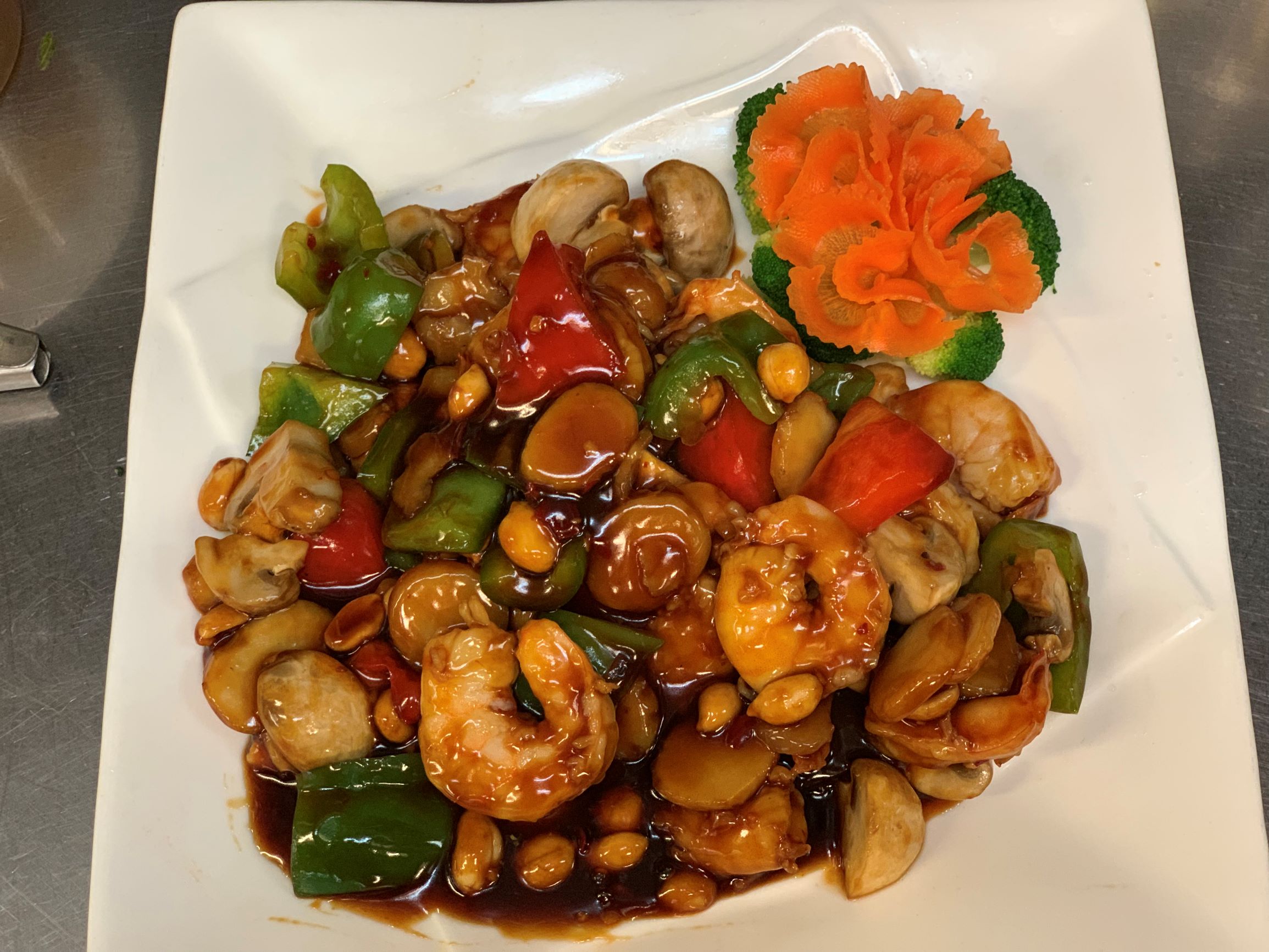 Order Kung Pao Shrimp with Peanut food online from Suki 28 store, New York on bringmethat.com