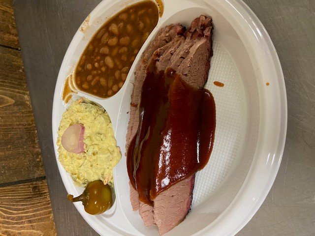 Order Brisket Plate (Sliced or Chopped) food online from Packsaddle BBQ store, San Angelo on bringmethat.com