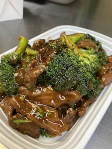 Order 33. Beef with Broccoli food online from Redwood Chinese Restaurant store, Clarksville on bringmethat.com