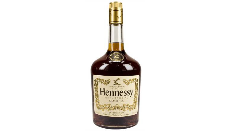 Order Hennessy Vs Cognac food online from Waldi Discount Liquor store, Ansonia on bringmethat.com