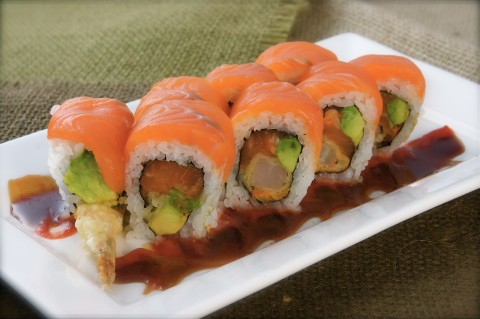Order Magma Roll food online from Sushi House Goyemon store, Las Vegas on bringmethat.com