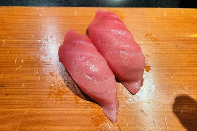 Order Blue Fin tuna food online from Yanagi Sushi & Grill store, Dublin on bringmethat.com