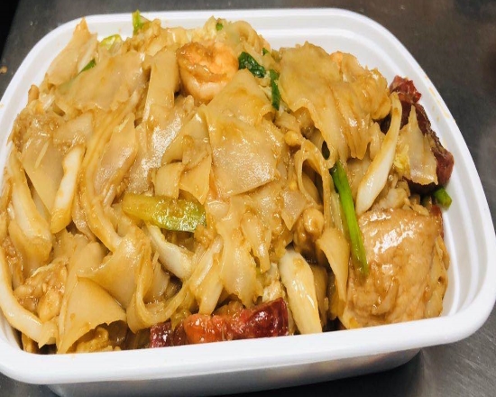 Order House Special Ho Fun 本楼河粉 food online from Sichuan Taste store, Cockeysville on bringmethat.com