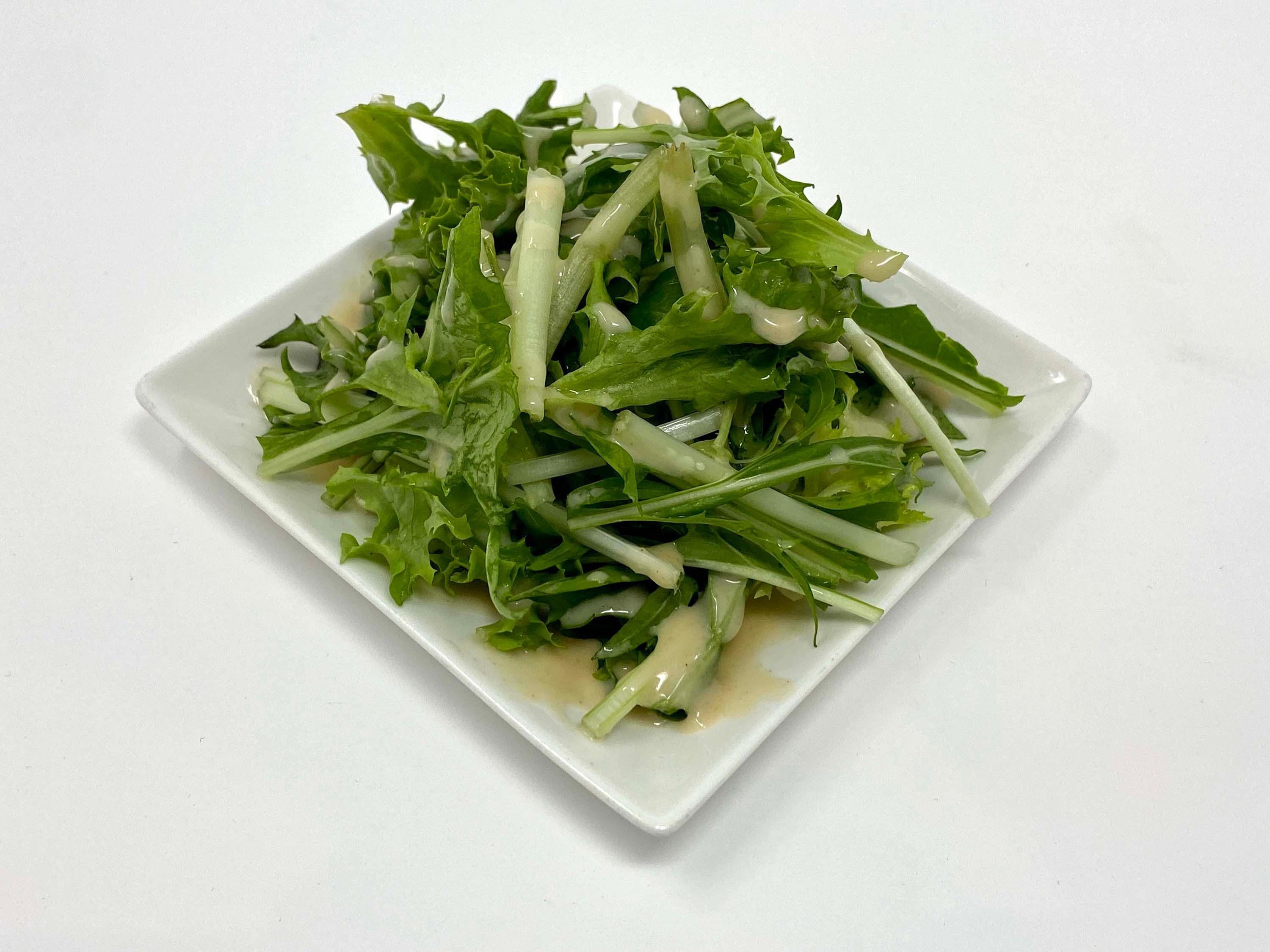 Order Green Salad food online from Ramen Tao store, Buena Park on bringmethat.com