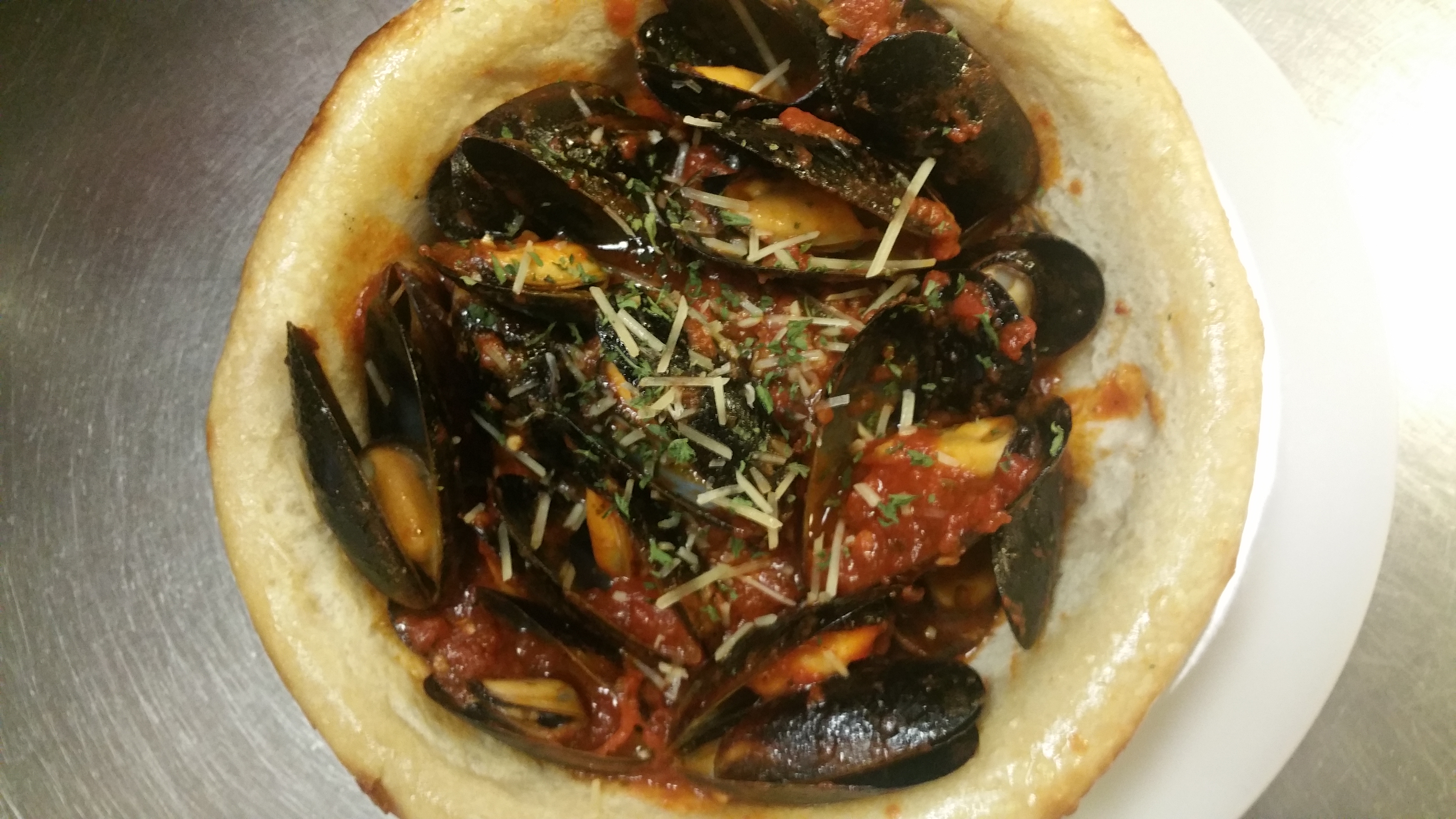 Order Mussels in Marinara Sauce  food online from Napoli's Pizzeria store, Bensalem on bringmethat.com