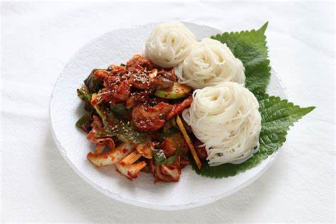 Order 골뱅이무침 Spicy Whelk Mixed with Assorted Vegetable & Noodle food online from Duri Pocha store, Ridgefield on bringmethat.com