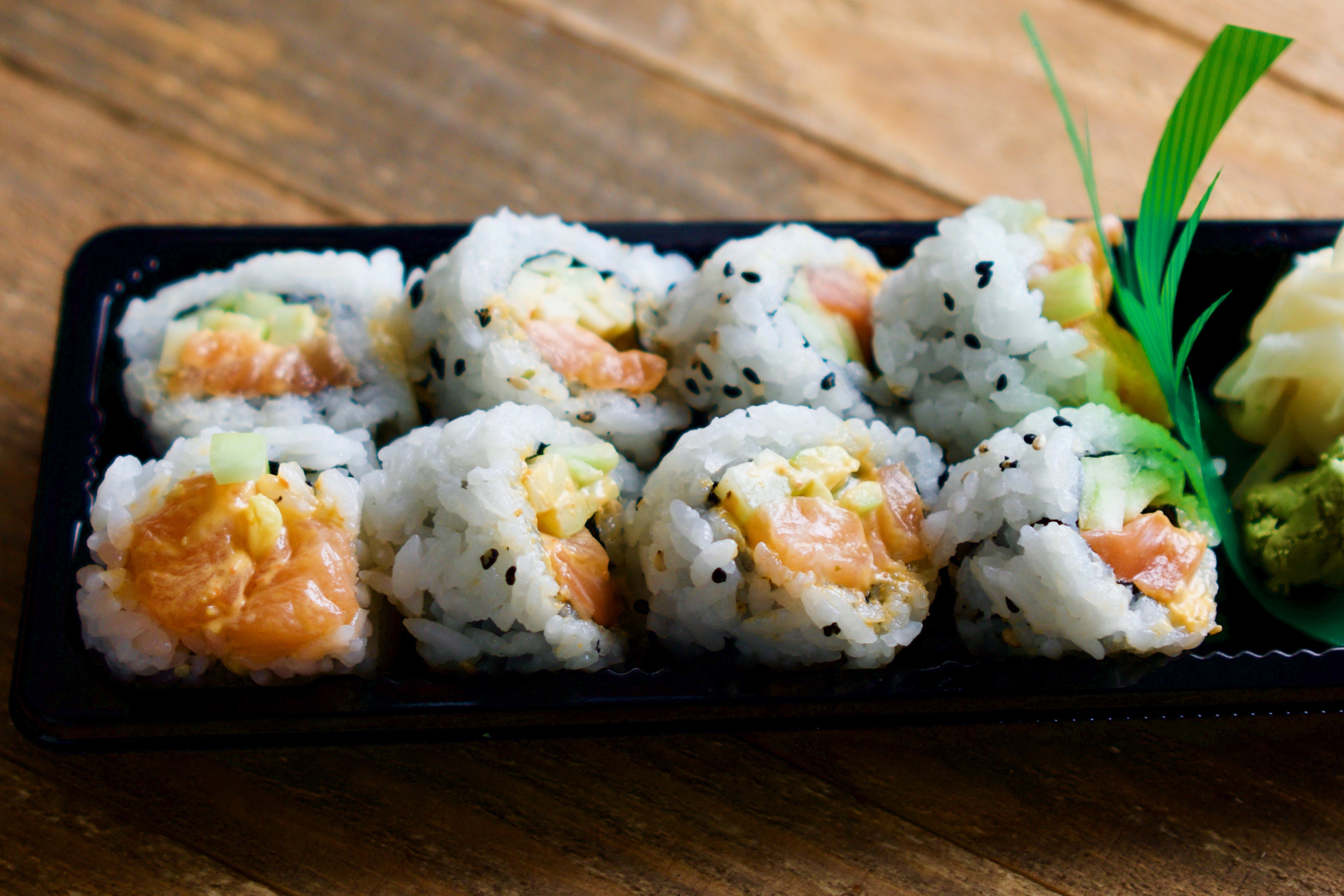 Order Spicy Salmon Roll food online from Khao Thai & Sushi store, Scottsdale on bringmethat.com