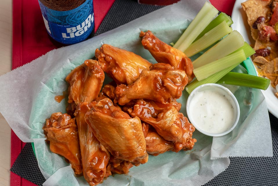 Order 12 Piece Wings food online from Calloway Sports Bar & Grill store, West Columbia on bringmethat.com