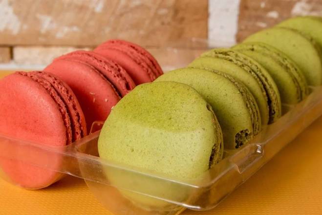 Order Green Tea Macaron food online from Boba Square store, Irvine on bringmethat.com