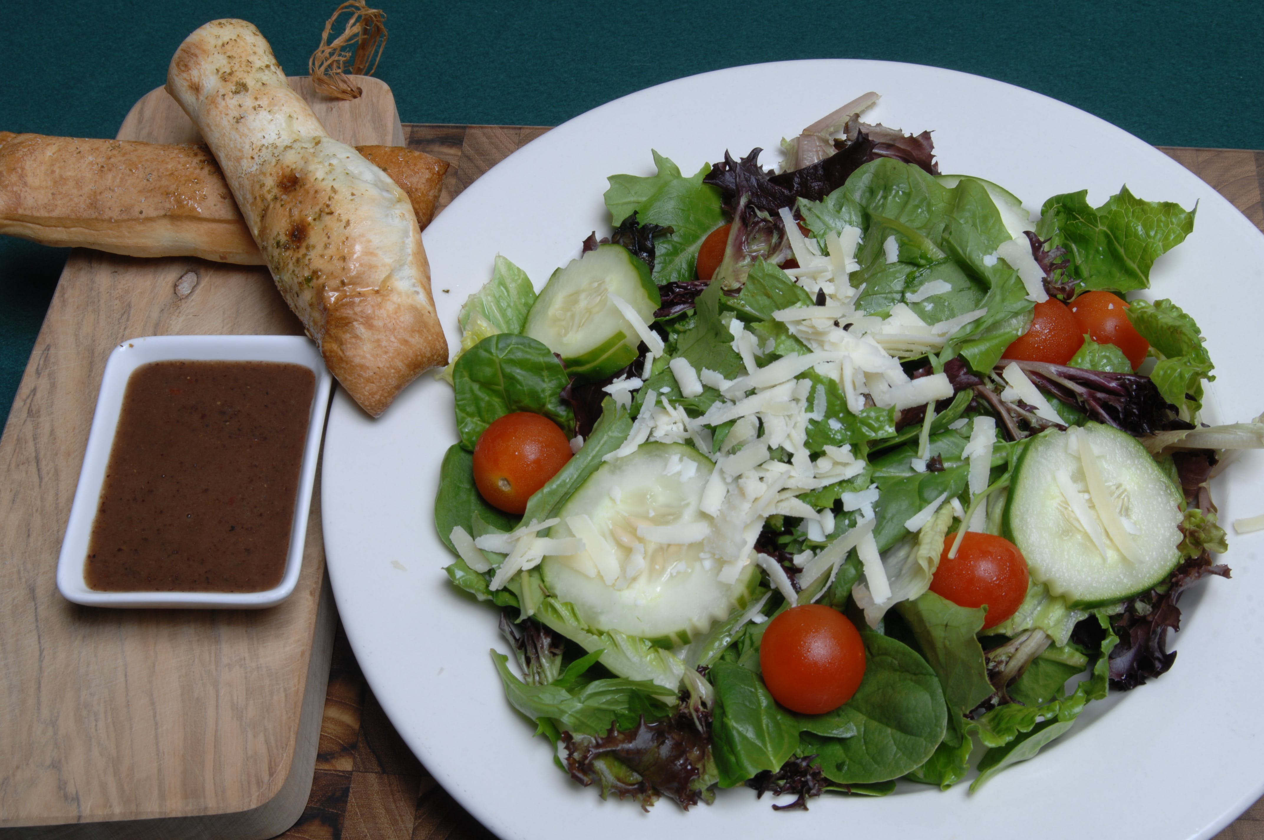 Order Fresh Made House Salad - Small food online from La Gourmet Pizza store, Dallas on bringmethat.com