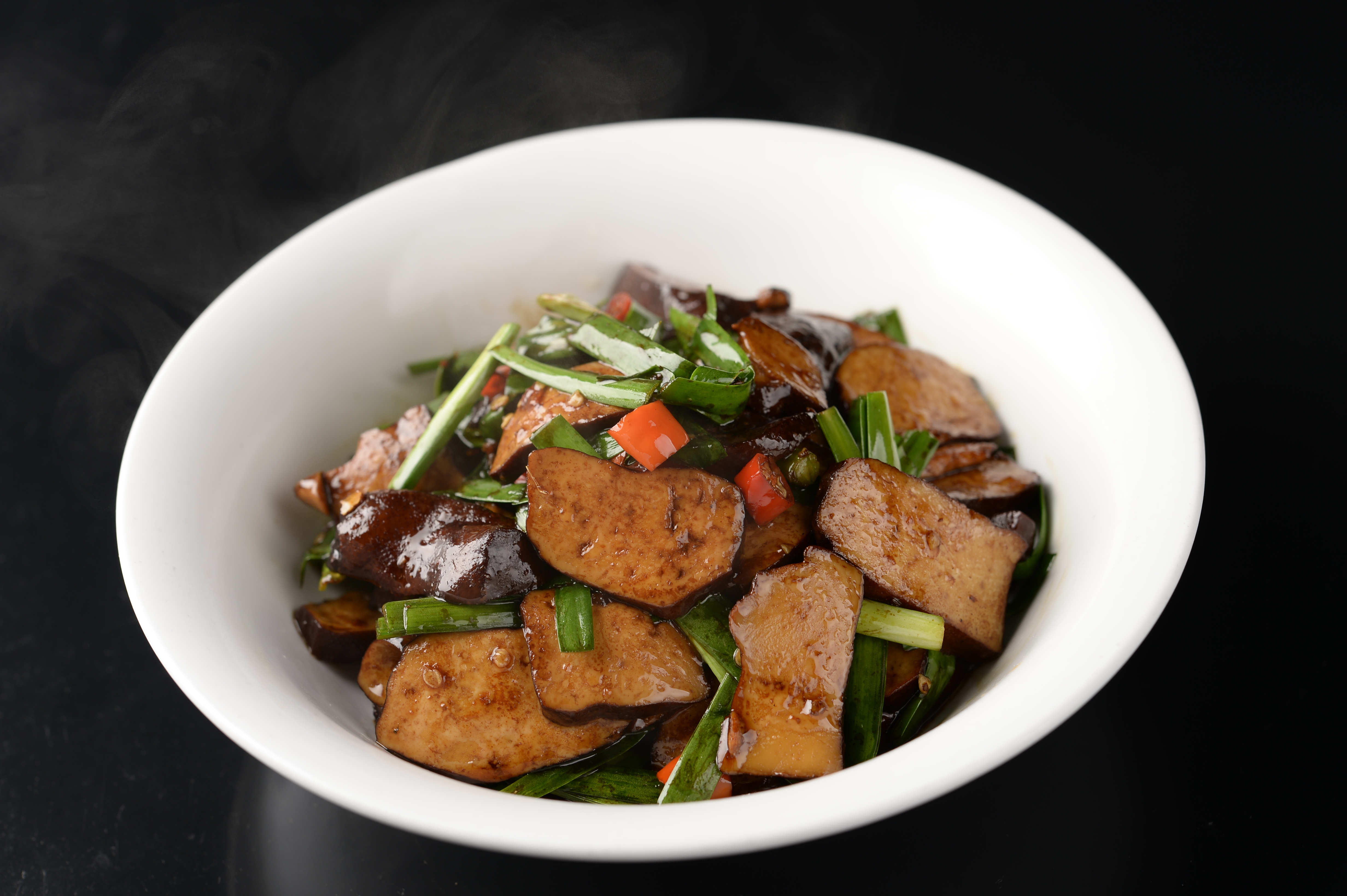 Order F2韭菜炒香干Stir-Fried Smoked Tofu with Leek food online from Easterly-Santa Clara store, Santa Clara on bringmethat.com