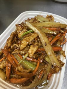 Order 28. Szechuan Chicken food online from Redwood Chinese Restaurant store, Clarksville on bringmethat.com