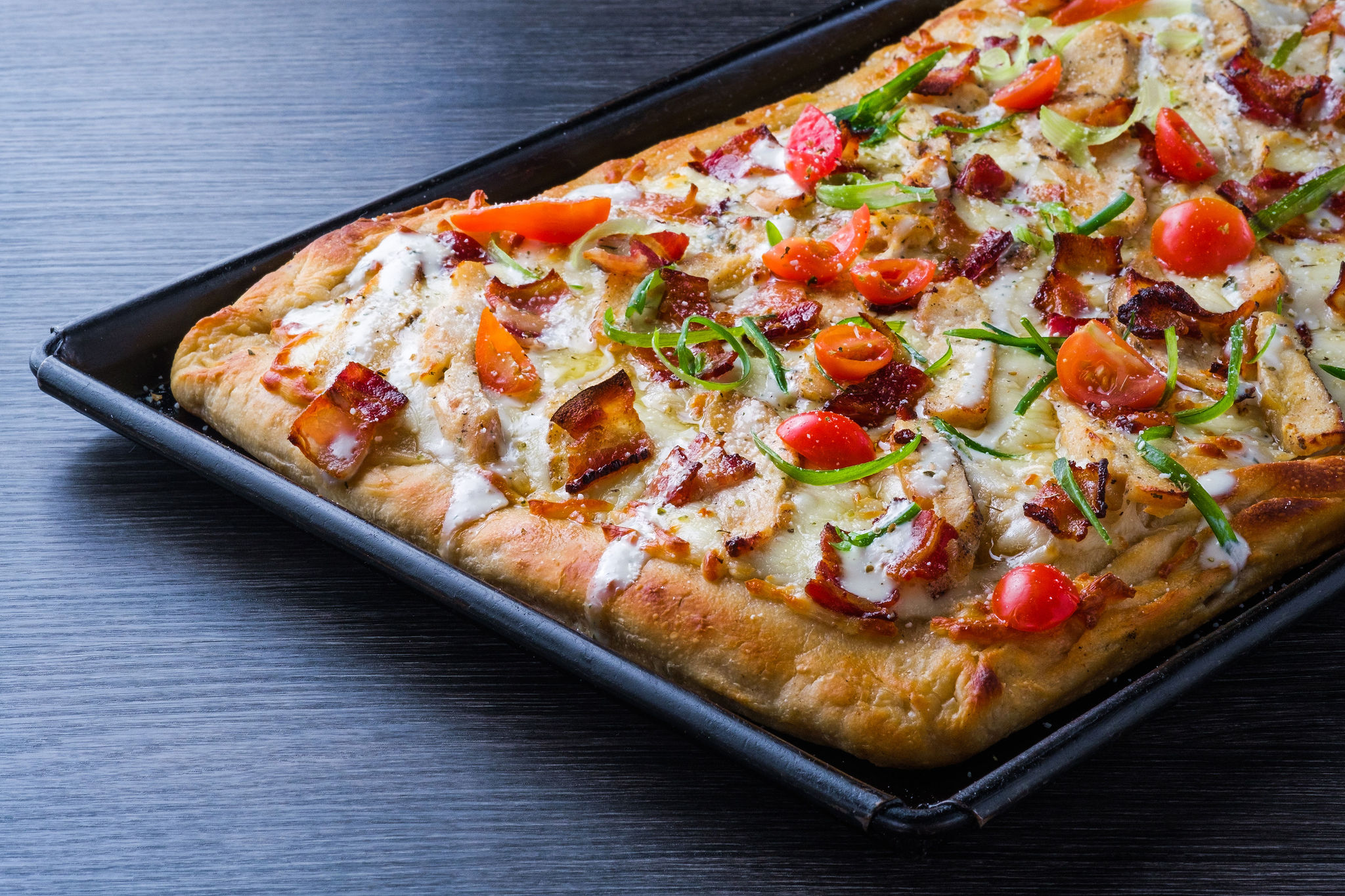 Order Sicilian Chicken Bacon Ranch Pizza food online from Slice House store, San Leandro on bringmethat.com