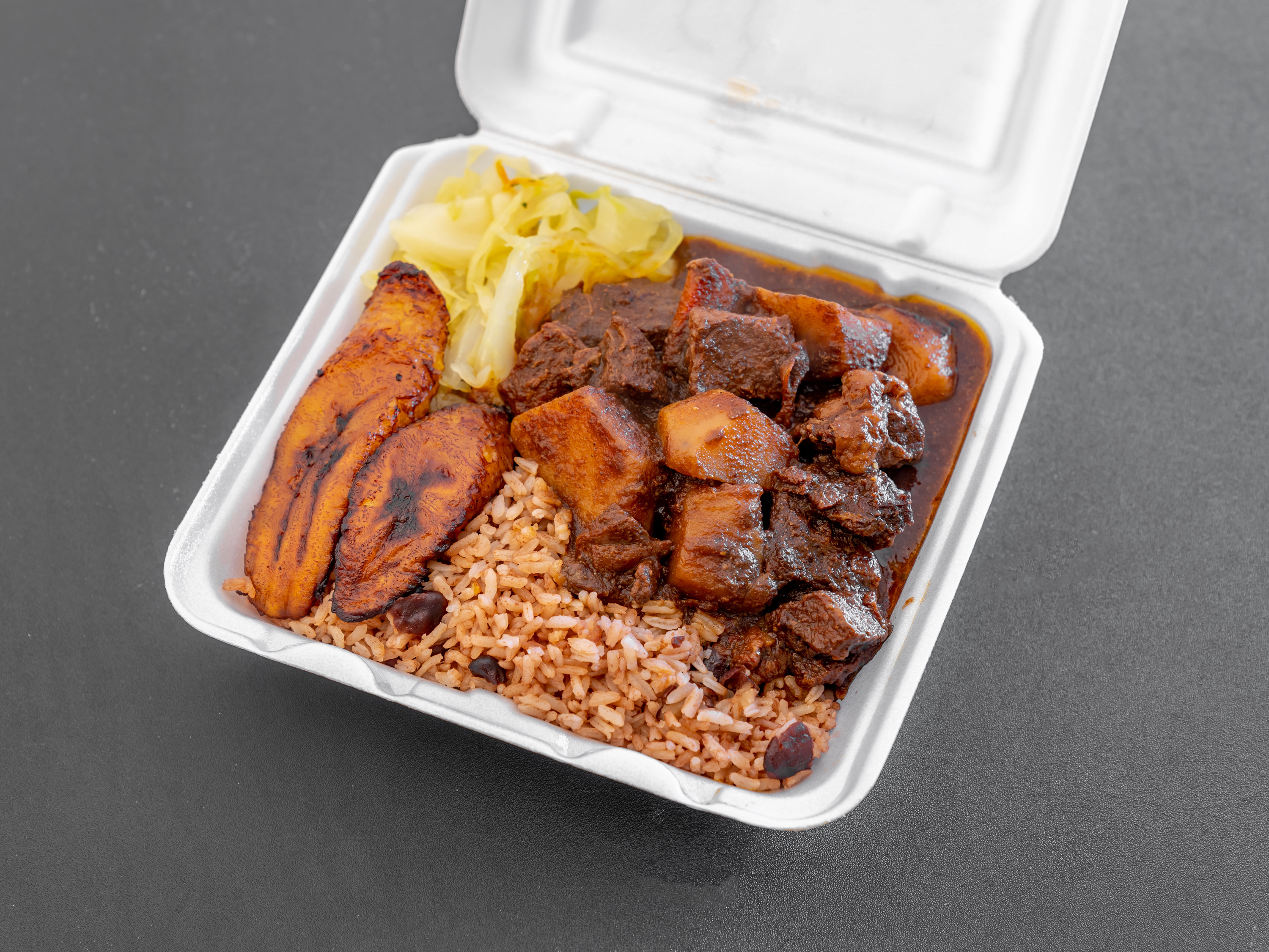 Order Brown Stew Beef Lunch food online from Tip Top Willows store, Jonesboro on bringmethat.com