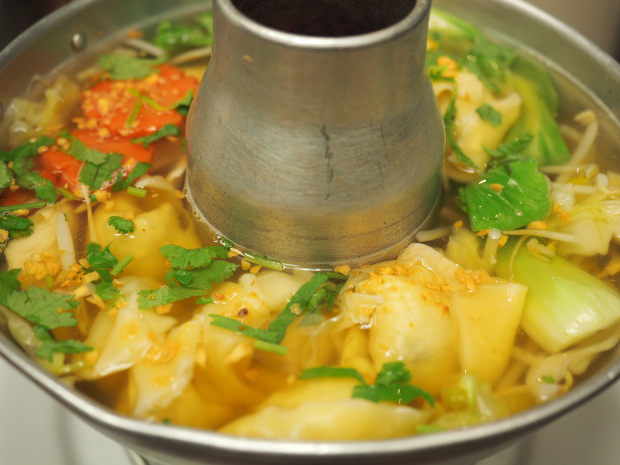 Order Wonton Soup food online from Smile Thai store, Harbor City on bringmethat.com
