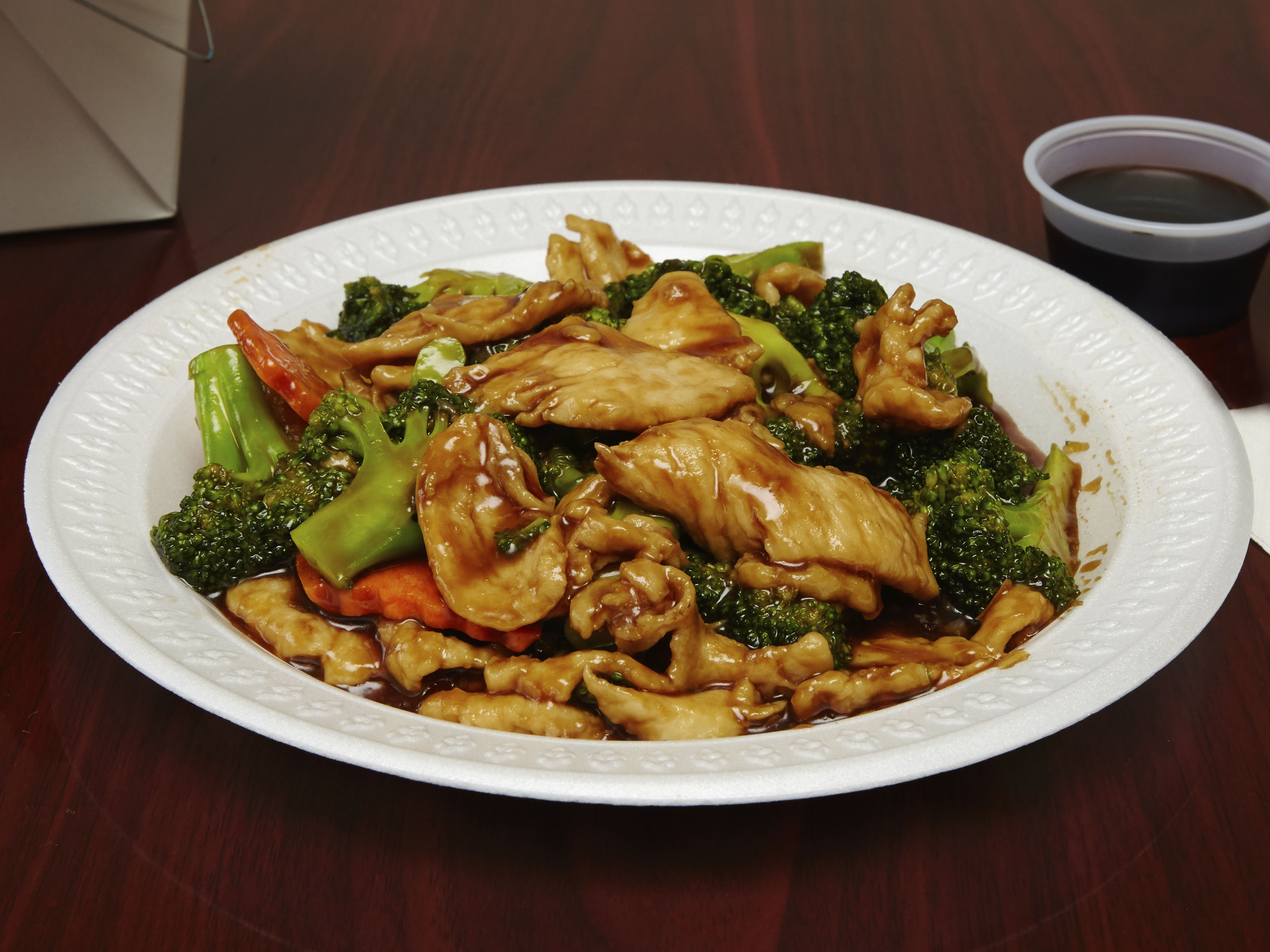 Order Chicken with Broccoli芥兰鸡 food online from Yummy store, Ridgewood on bringmethat.com