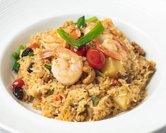 Order Pineapple Fried Rice (Tray) food online from Thai Curry store, Arlington on bringmethat.com