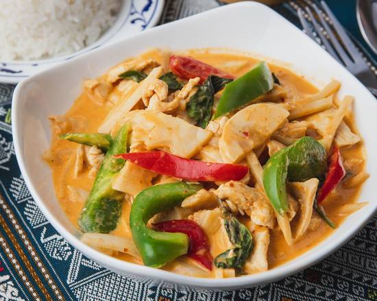 Order Red Curry food online from Thai Spoons store, Sunnyvale on bringmethat.com