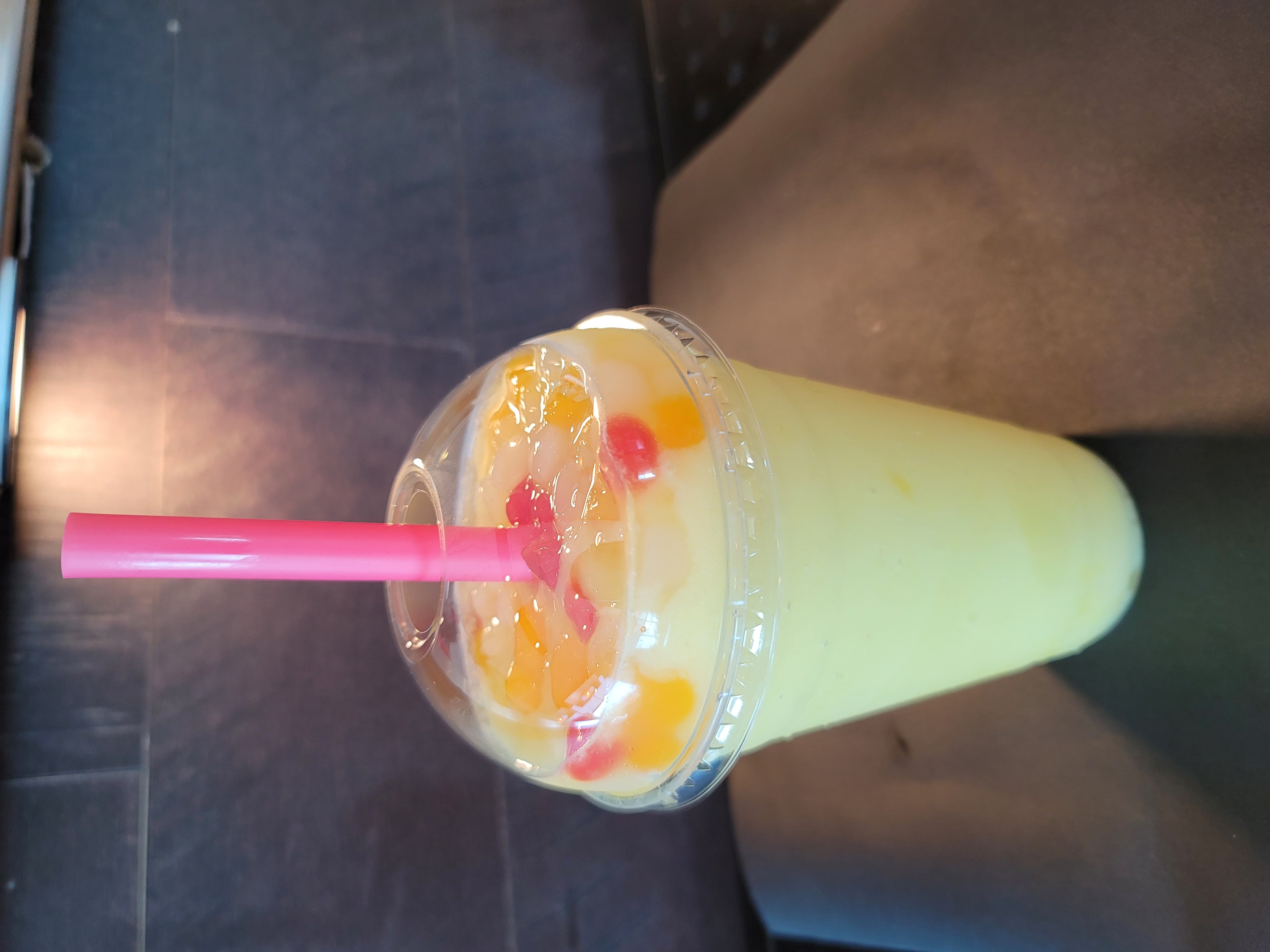 Order Mango pineapple smoothie with rainbow crystal boba food online from Silver Lake - Elgin store, Elgin on bringmethat.com