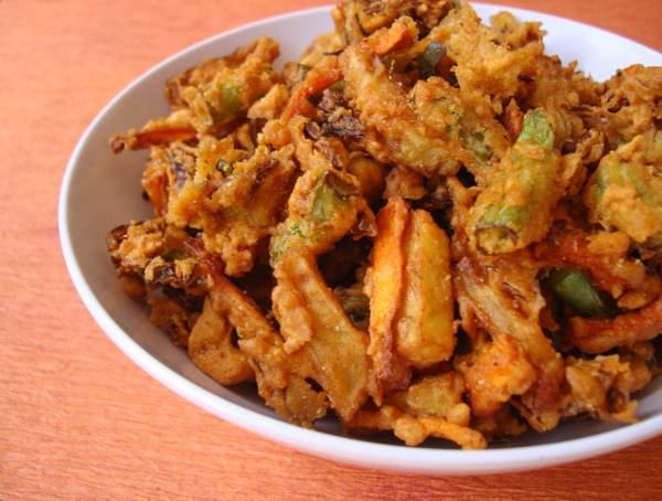 Order Veg Pakora  food online from Himalayan flavors store, Berkeley on bringmethat.com