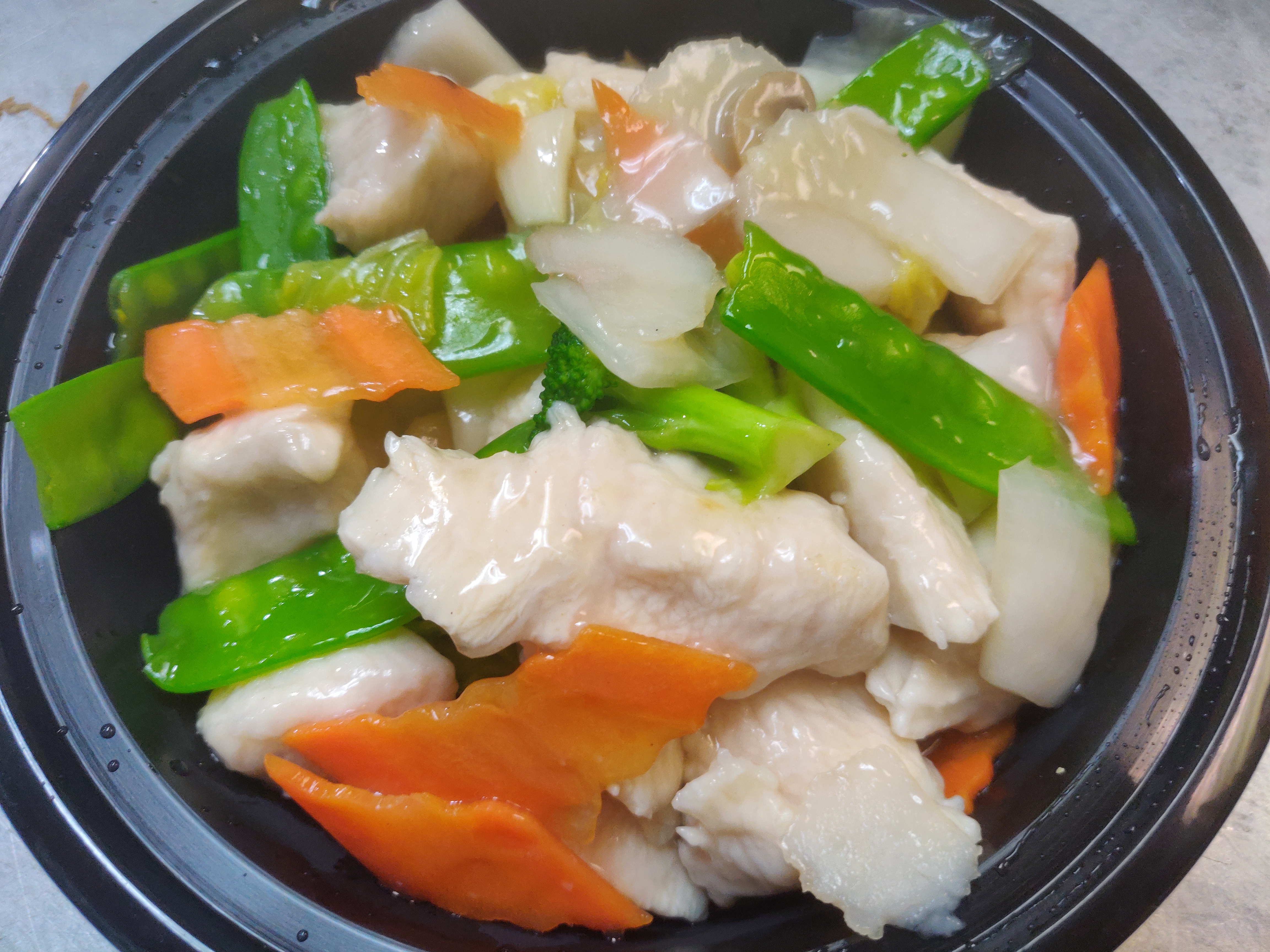 Order C13. Chicken with Snowpeas food online from Sam Cafe store, Houston on bringmethat.com