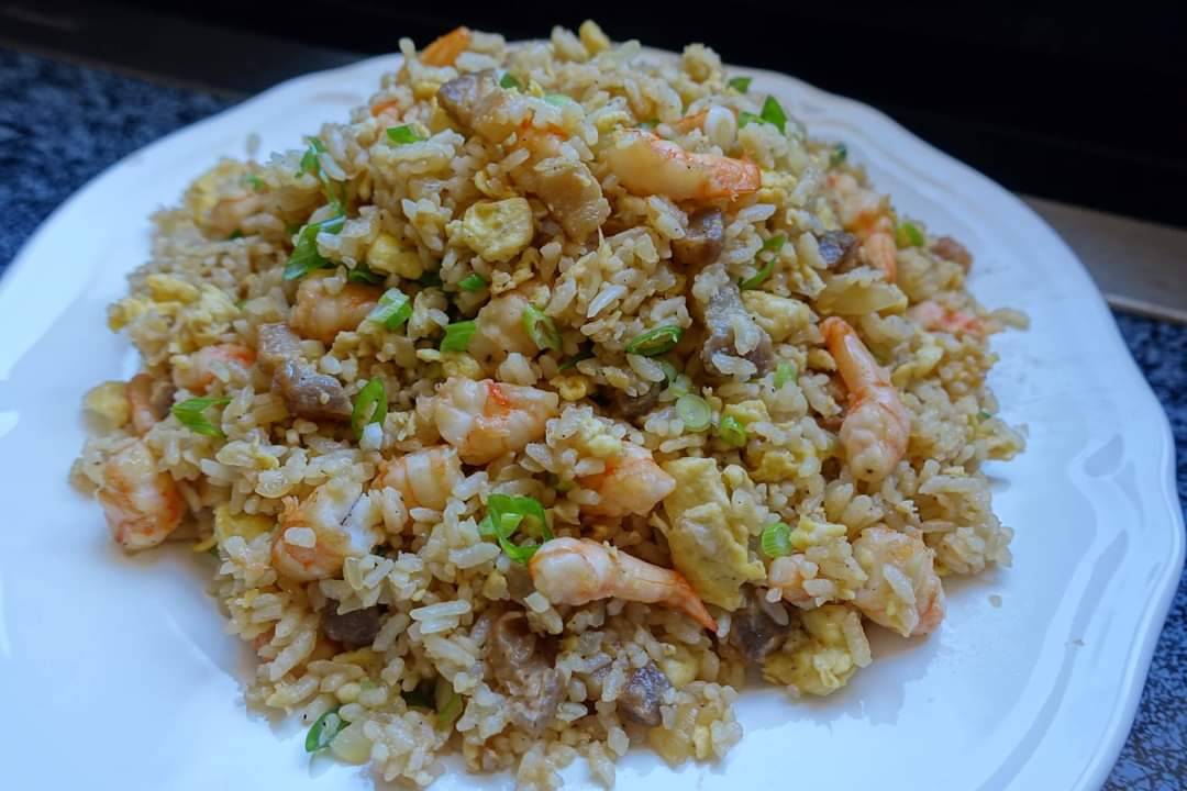 Order 69. Combination Fried Rice food online from Tuyet Mai store, San Francisco on bringmethat.com