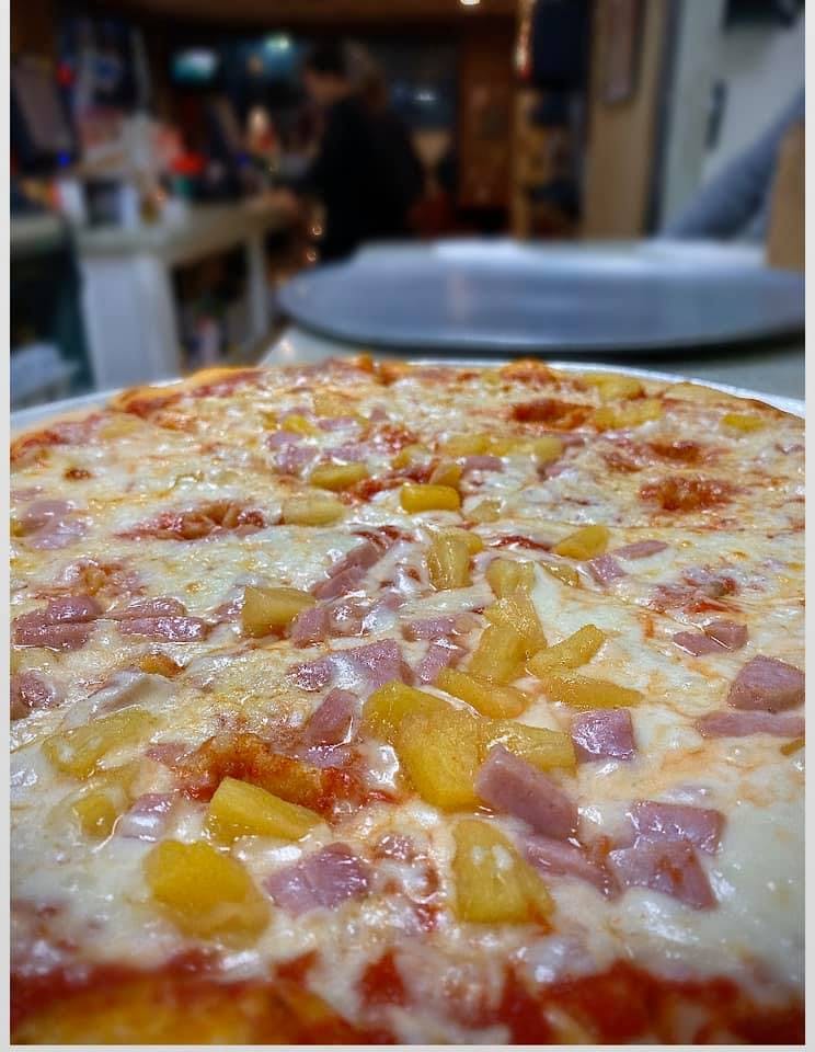 Order Hawaiian Pizza - Large food online from Carmelo's Pizza, Pasta, Subs & More!! store, Linthicum Heights on bringmethat.com