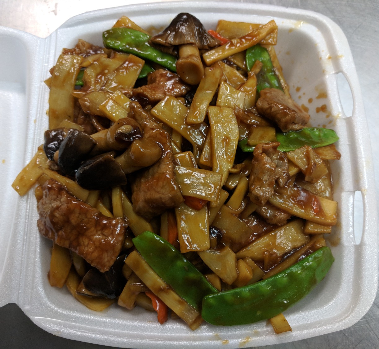 Order 59. Beef with Mushrooms and Bamboo Shoots food online from Golden Pearl store, Salt Lake City on bringmethat.com