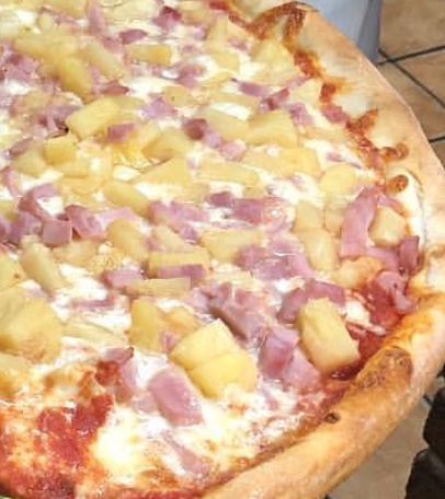 Order Hawaiian Pie 18” food online from Di Carlo Pizzeria store, Westbury on bringmethat.com