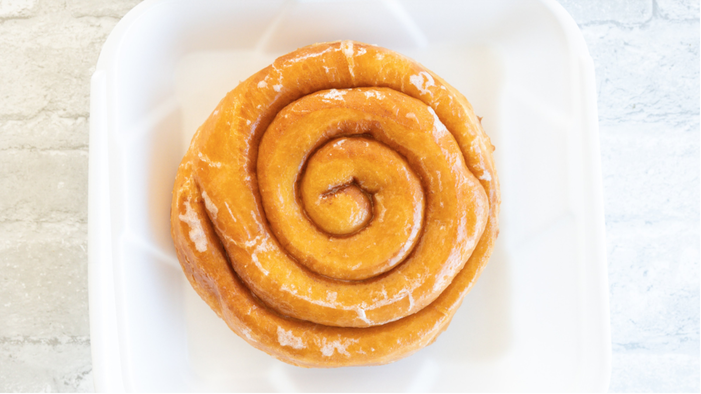 Order Large Cinnamon Roll  food online from Yum Yum Dounts store, Dearborn on bringmethat.com