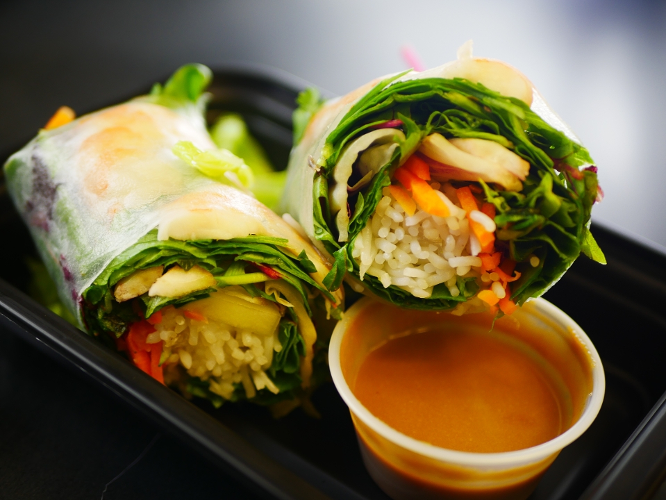 Order Summer Roll (1) W.Peanut Sauce food online from Omi Omy store, Amherst on bringmethat.com