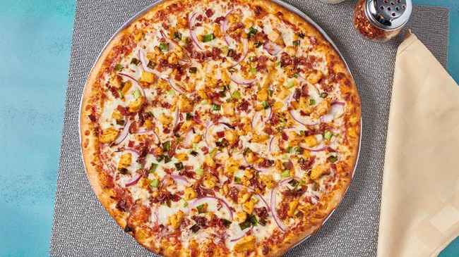 Order Buffalo Chicken & Bacon Pizza food online from New York Pizza store, Palo Alto on bringmethat.com