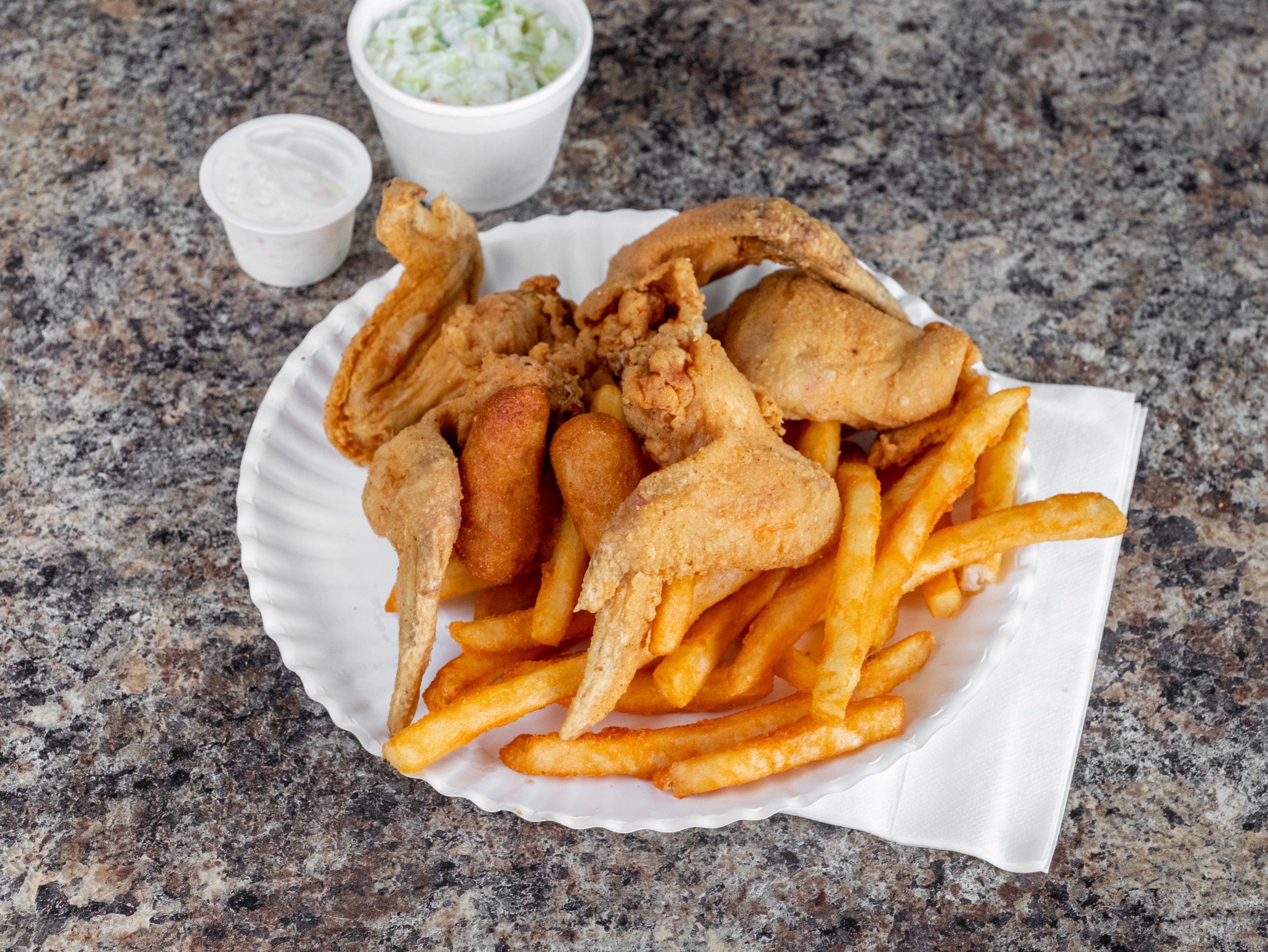Order Wings and Legs food online from Sharks Fish & Chicken store, Warner Robins on bringmethat.com