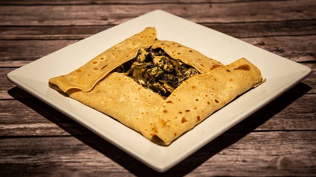 Order Vegetarian Spinach Crepe food online from Coupa Cafe store, Palo Alto on bringmethat.com