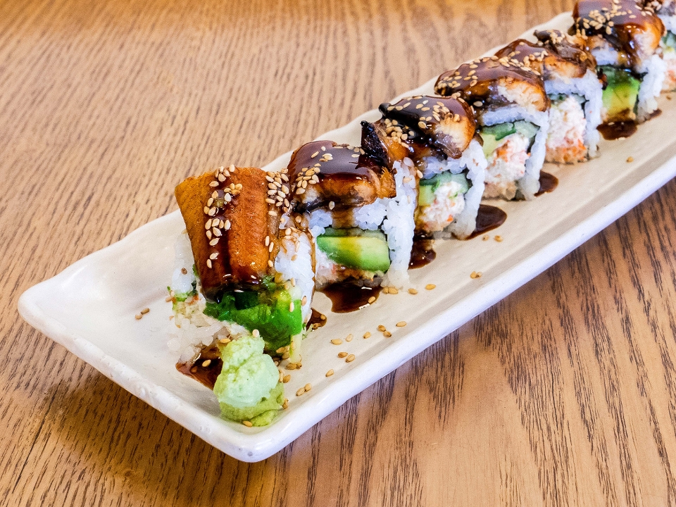 Order Eel California Cut Roll food online from Taiko store, Irvine on bringmethat.com