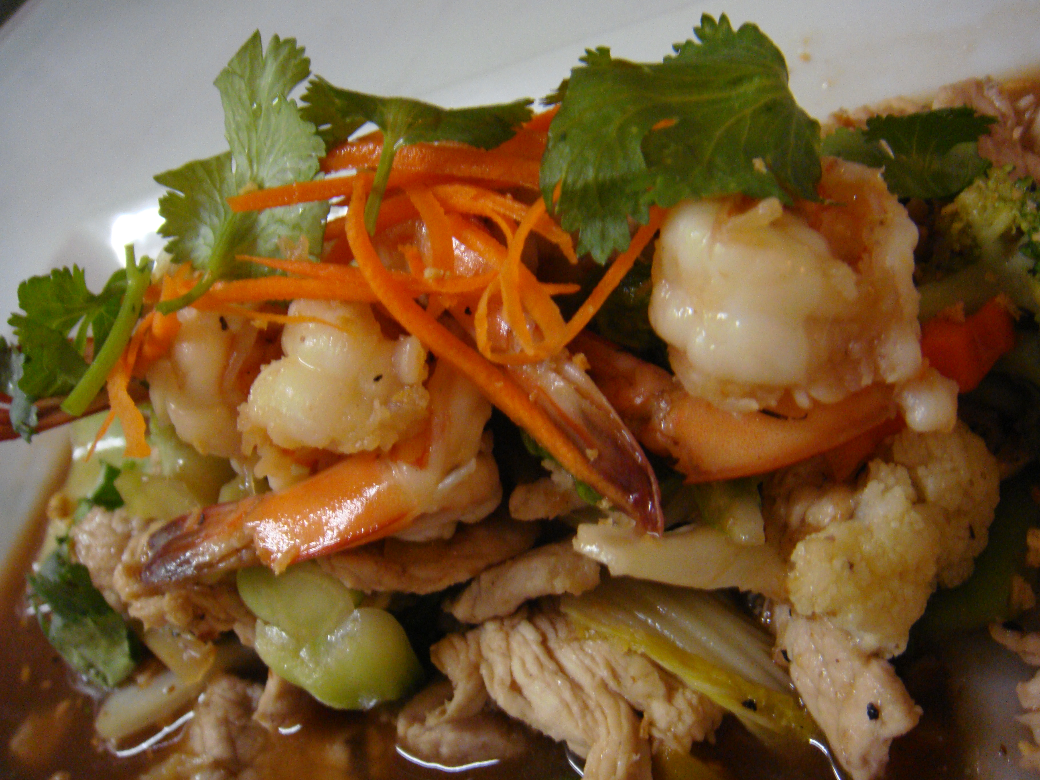 Order 53. 3-Lover Paradise food online from Thai boulevard store, Forest Hills on bringmethat.com